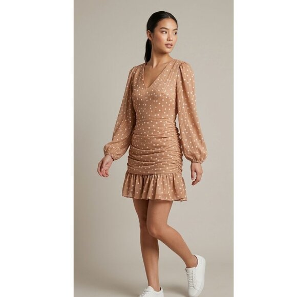 Storia Dresses & Skirts - STORIA Long Sleeve Mini Dress V-Neck Ruched Polka Dot  Tan/White Women S